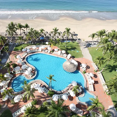 Emporio Ixtapa-2
